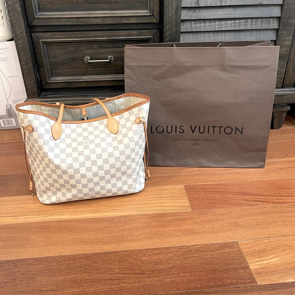 Louis Vuitton Damier Azur Neverfull MM